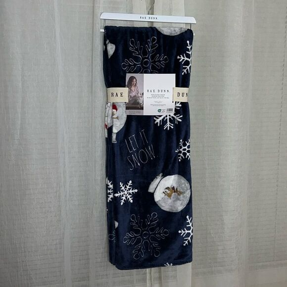 RAE DUNN. By ENCHANTE Navy Oversized Christmas Let It Snow Globe Throw Blanket - Picture 1 of 5